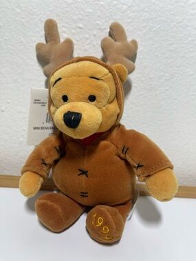 Disney’s Winnie The Pooh REINDEER POOH 8” Mini Bean Bag Plush Toy